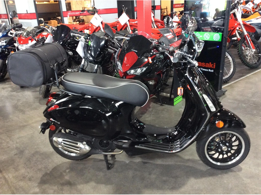 2023 Vespa Sprint 150 Abs alt