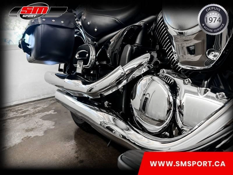 Kawasaki Vulcan Classic 900 2024 alt