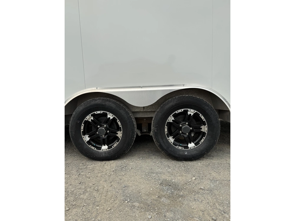2023 Other Neo Trailer Fermé 8.5x20pi alt