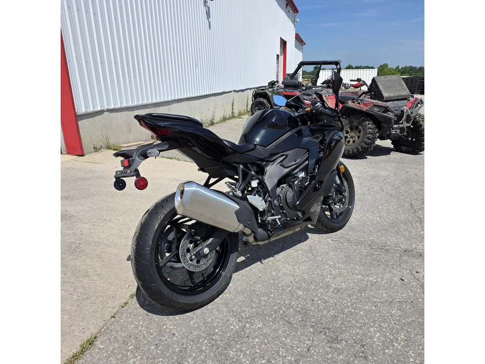 2026 Kawasaki Ninja Zx-4r alt