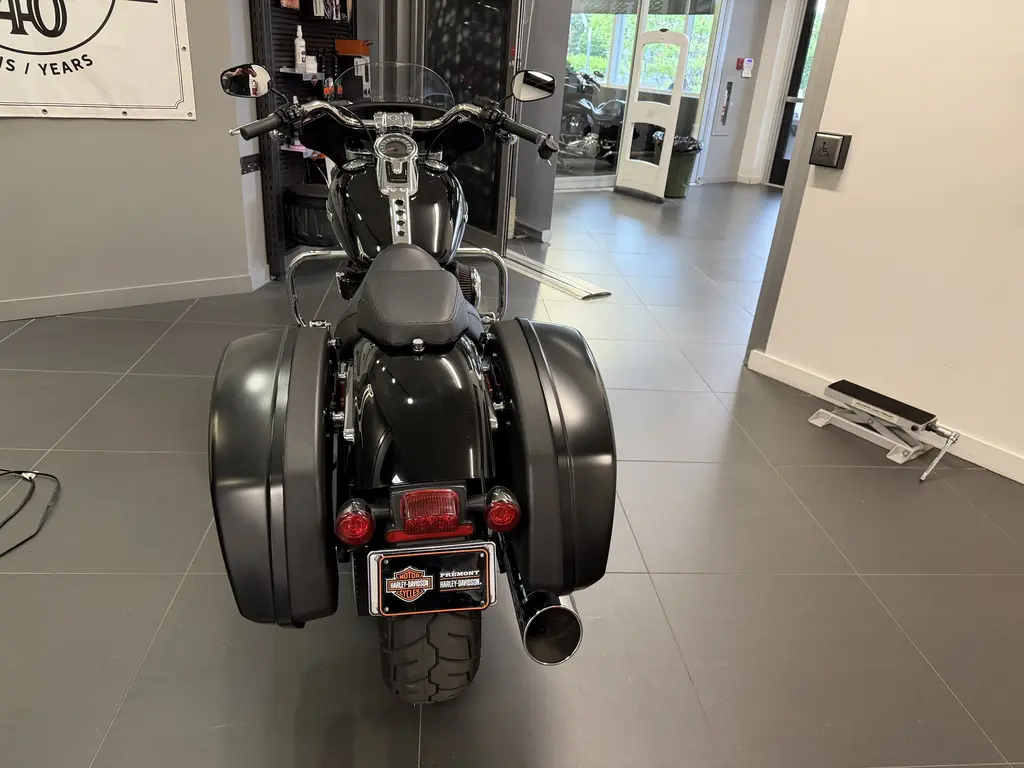Harley-Davidson SPORT GLIDE FLSBFLSB 2018