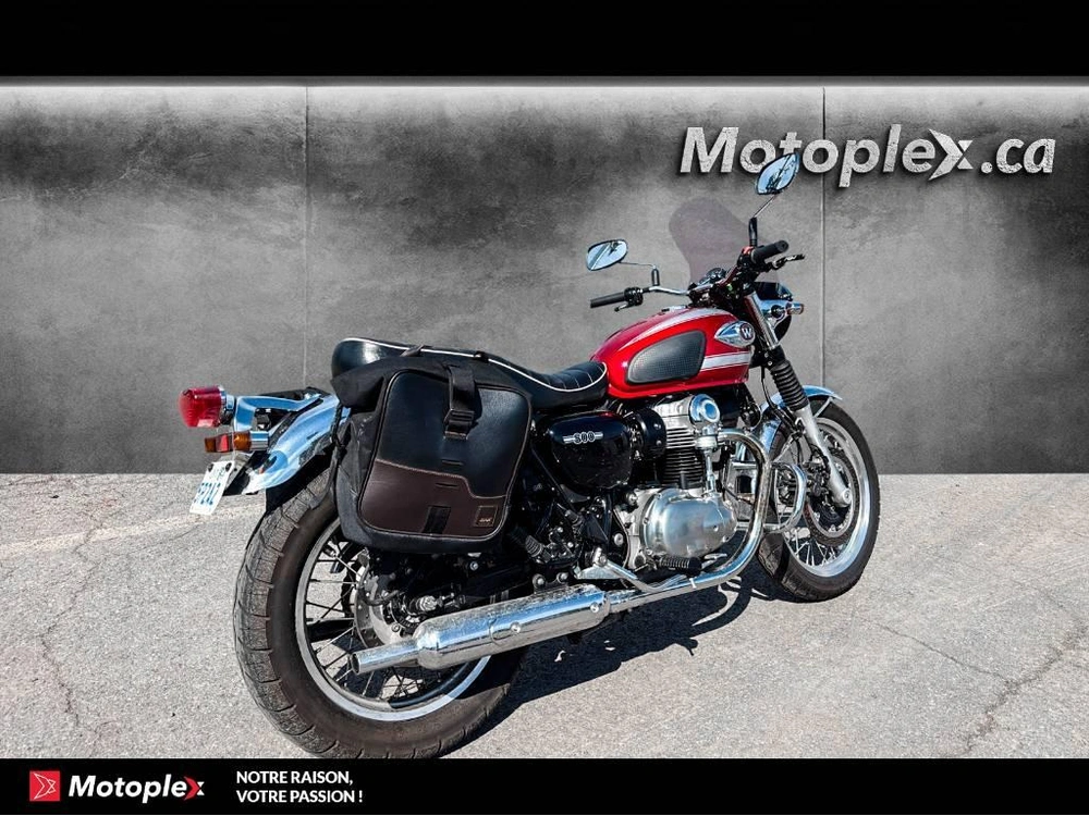 2022 Kawasaki W800 alt