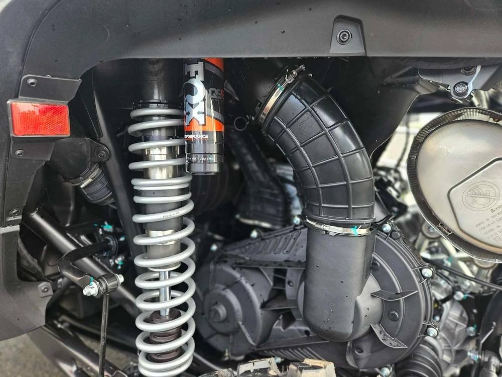 Cfmoto Cfmoto Z10 Turbo 2026 alt