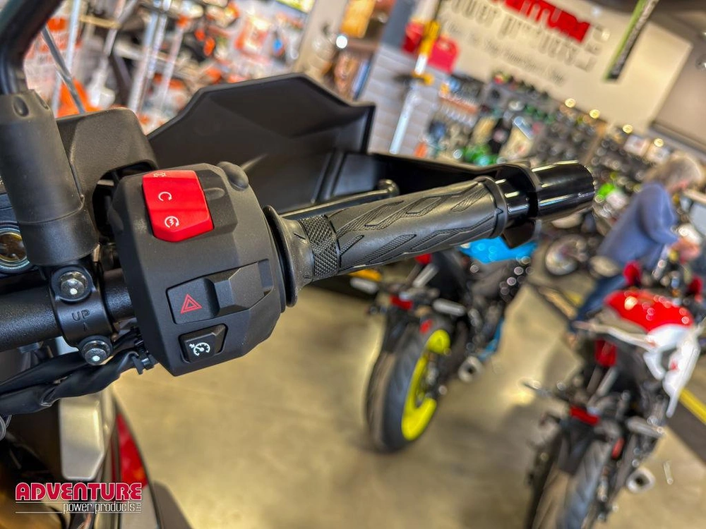 2026 Suzuki V-strom 1050de alt