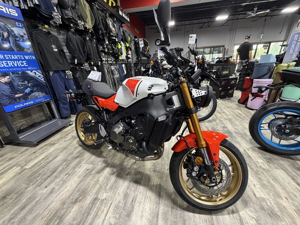 2026 Yamaha Xsr900 White alt