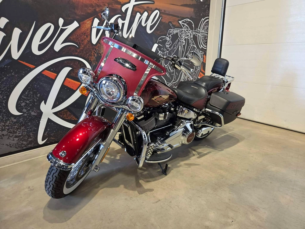 Harley-davidson Softail Heritage 114 115 Anniversaire 2023 alt