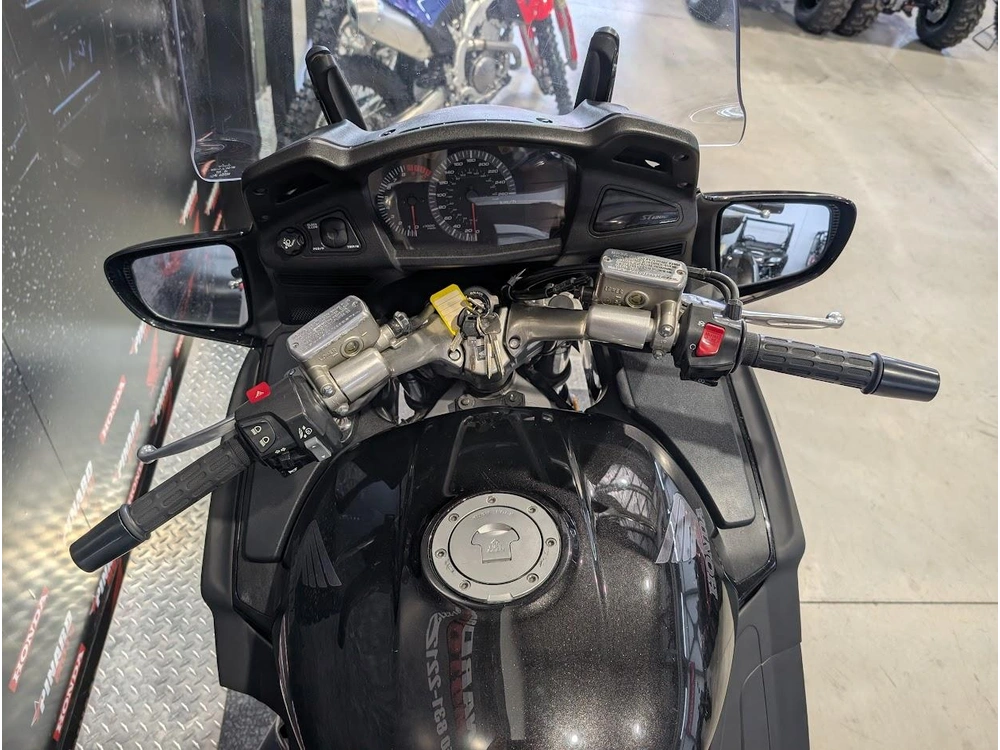 Honda St1300a St1300a 2009 alt