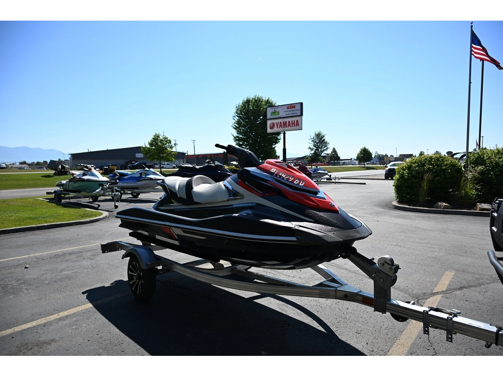 2017 Yamaha Vxr - Carbon/lava alt