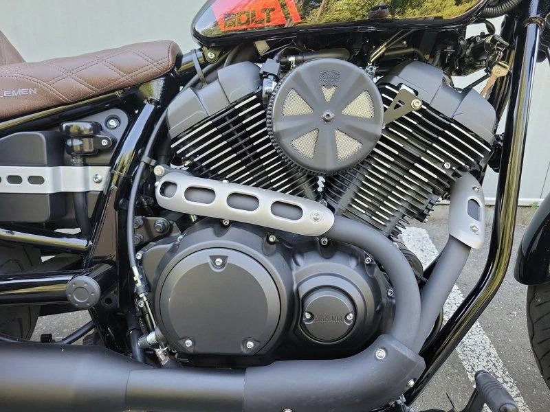 2025 Yamaha Bolt R-spec alt