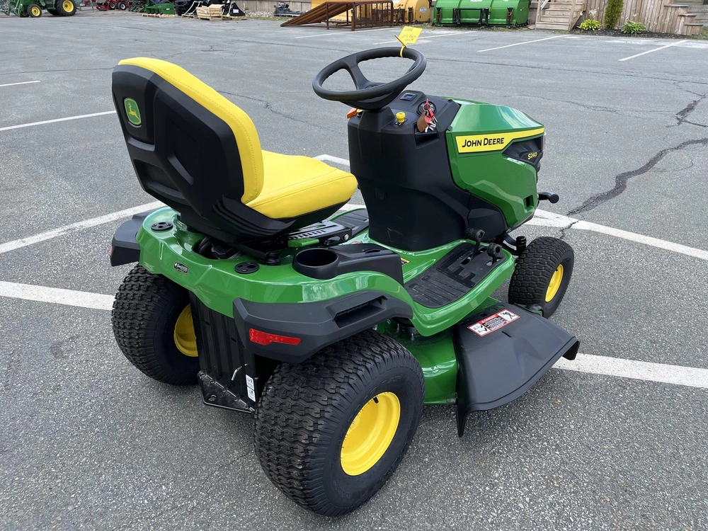 2026 John Deere S240 alt