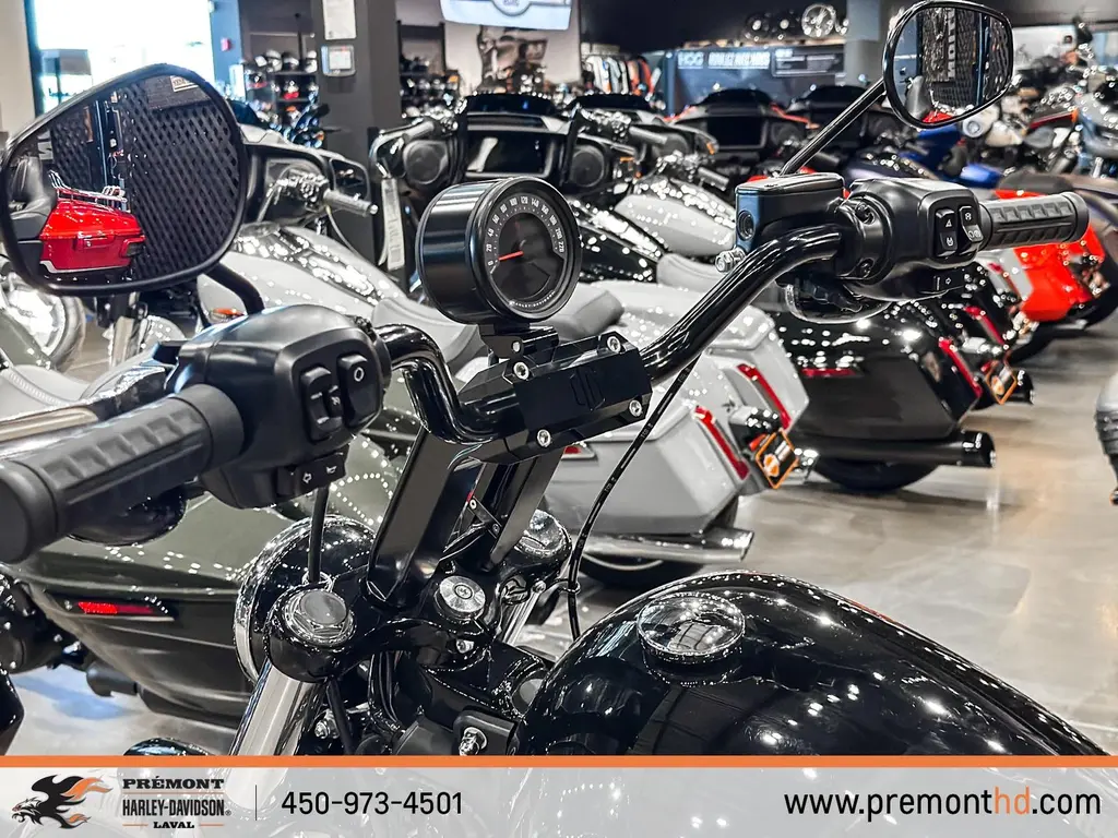 Harley-Davidson FXBB Street bobFXBB 2025