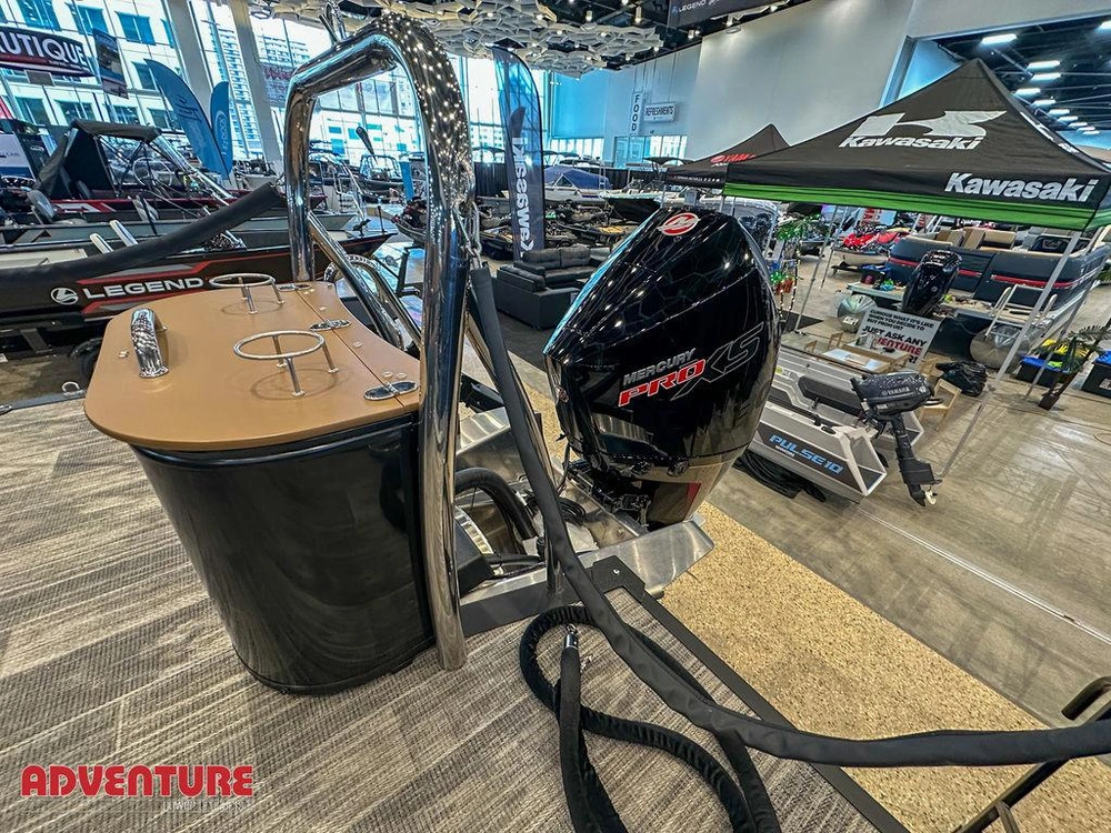 2026 Other Levata 23 Qls Windshield alt