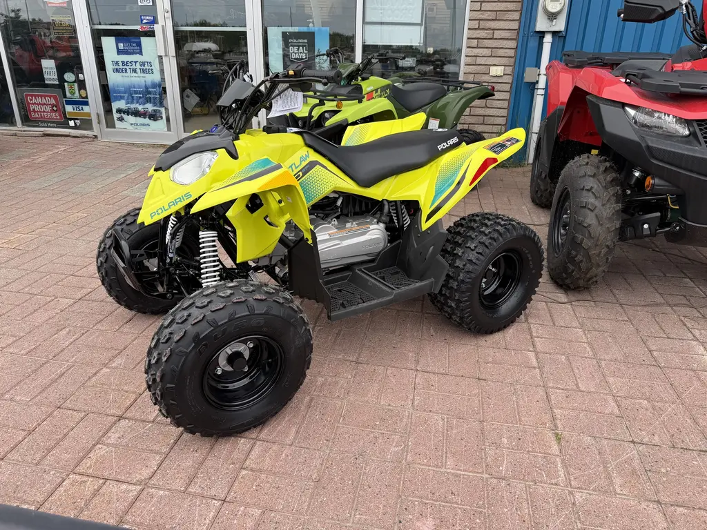 Polaris OUTLAW 110,LIME SQUEEZE 2026