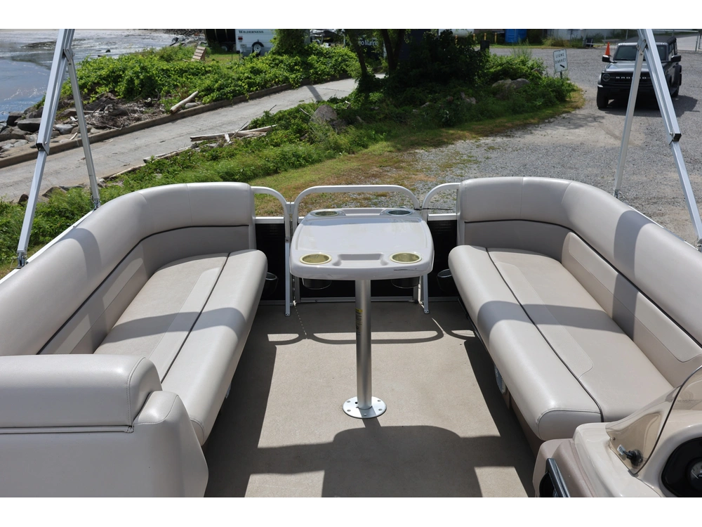 Princecraft Vectra 23 2016 alt