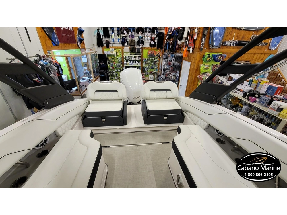 Regal Lx4 2020 alt