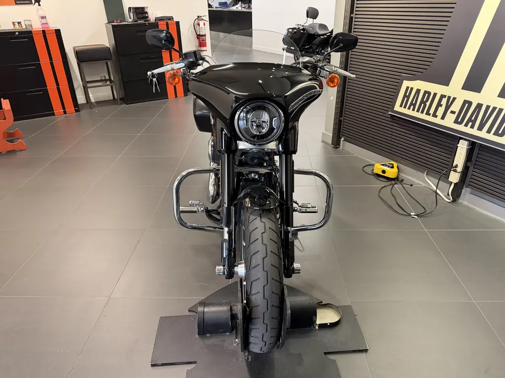 Harley-Davidson SPORT GLIDE FLSBFLSB 2018