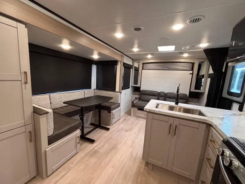 Jayco Jay Feather 21MBH 2027