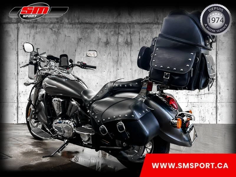 Kawasaki Vulcan Classic 900 2024 alt