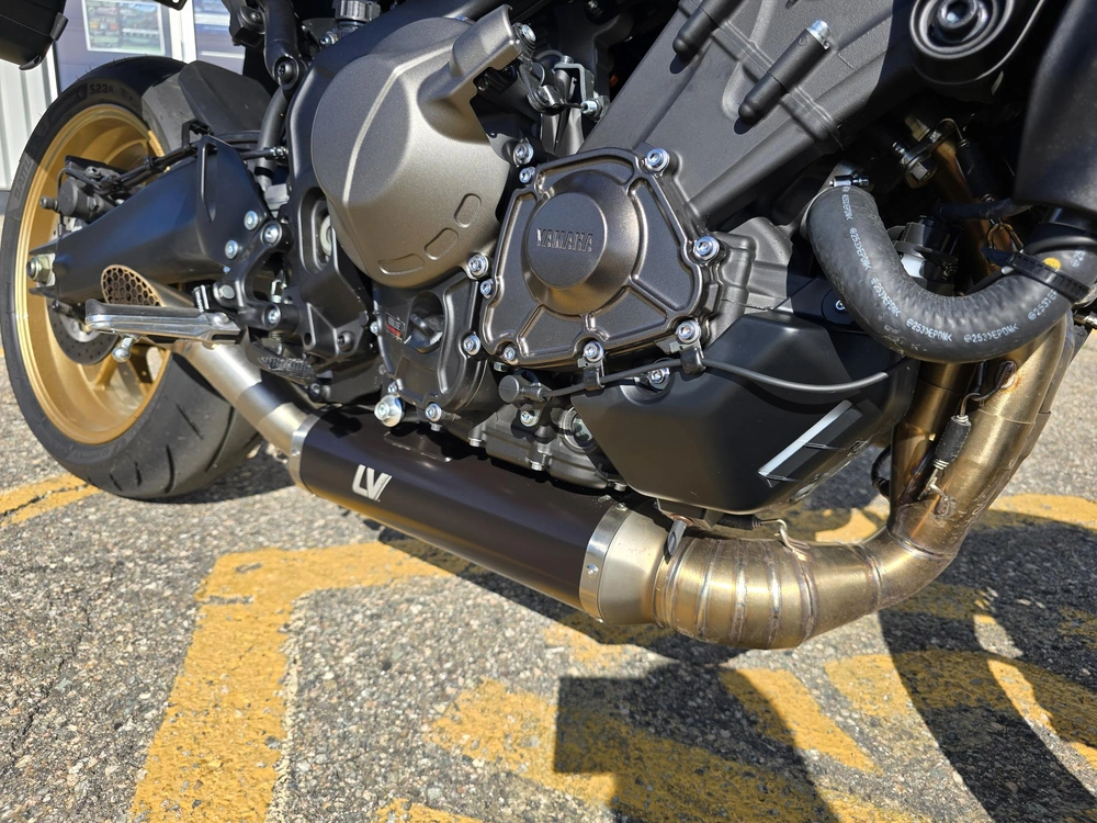 2025 Yamaha Xsr900 alt