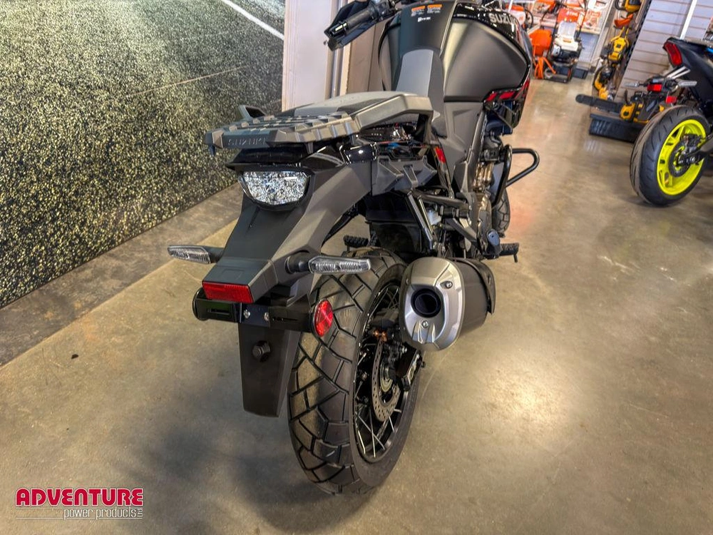 2026 Suzuki V-strom 1050de alt