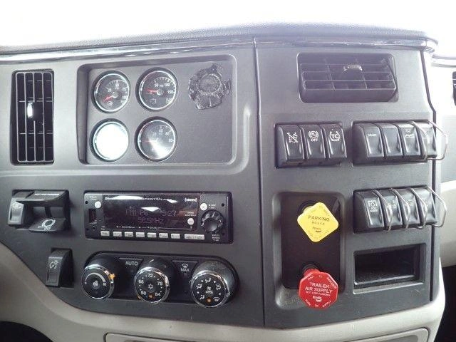 Peterbilt 579 2024
