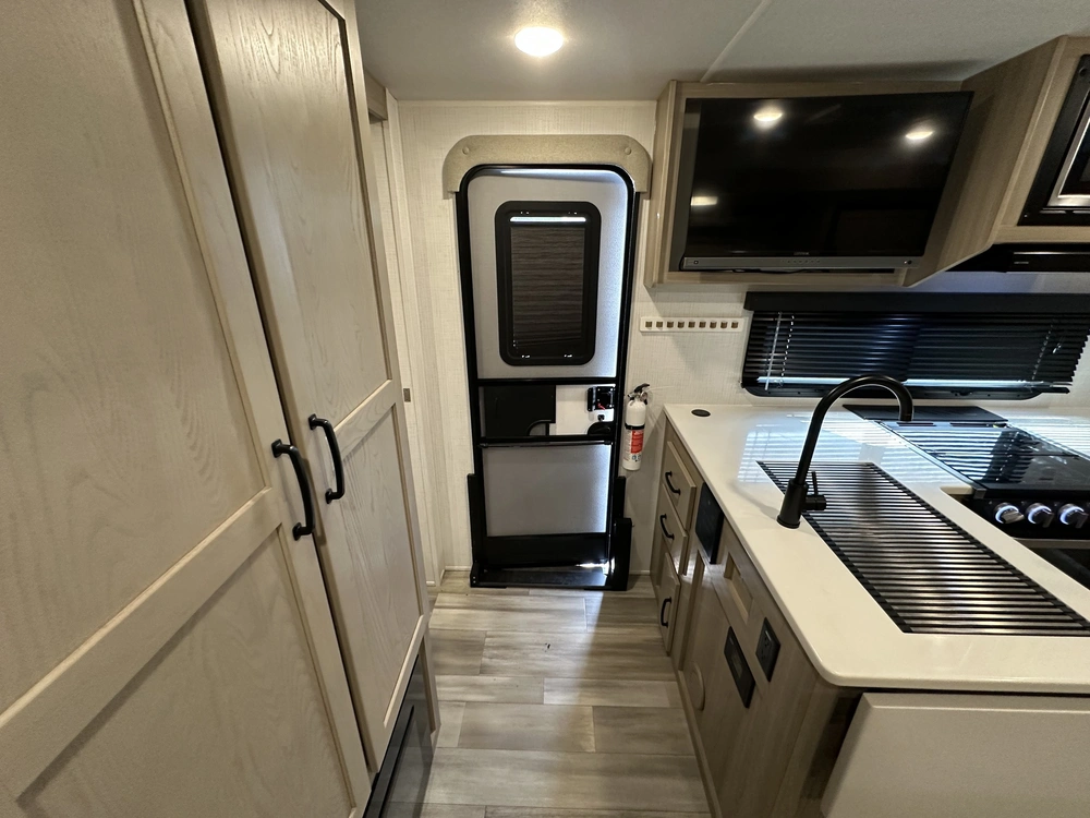 Rockwood Mini Lite 2513s 2024 alt