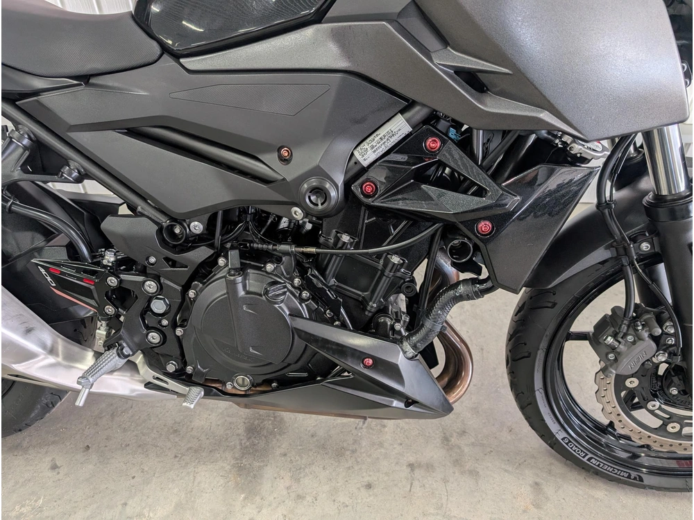 Kawasaki Z 400 2020 alt