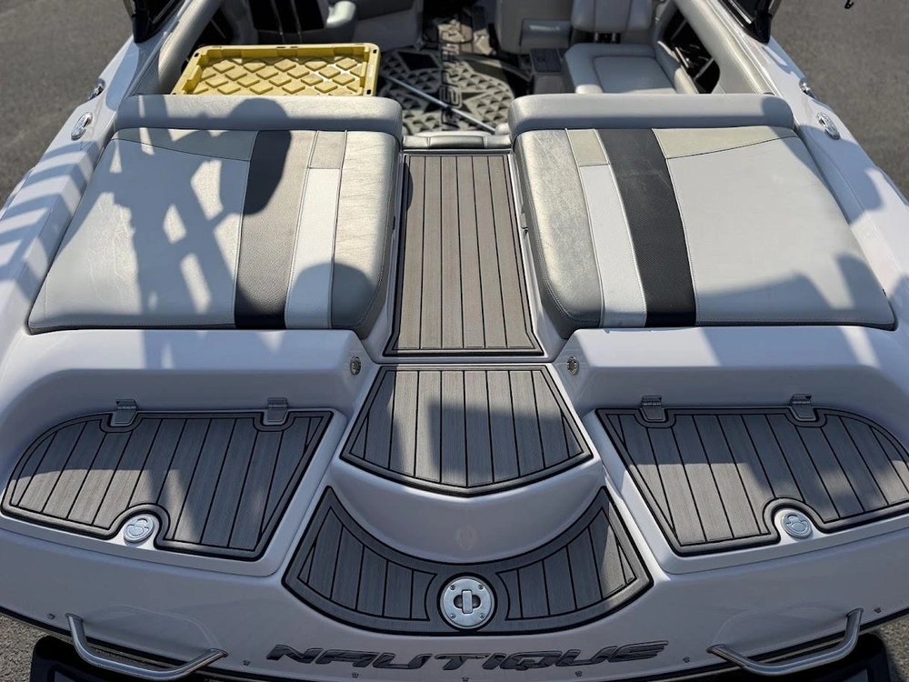 Air Nautique 230 2012 alt