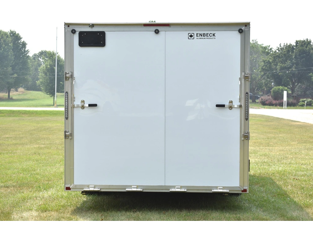 2026 Enbeck Aluminum Enclosed 8.5' X 20' Ta alt