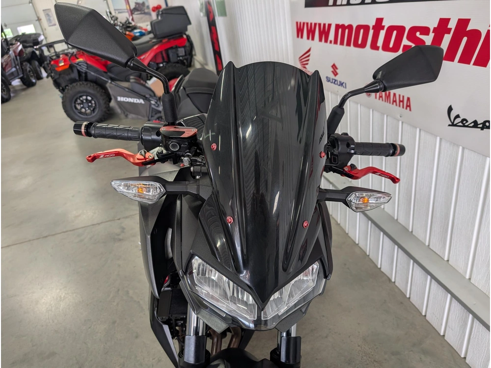 Kawasaki Z 400 2020 alt