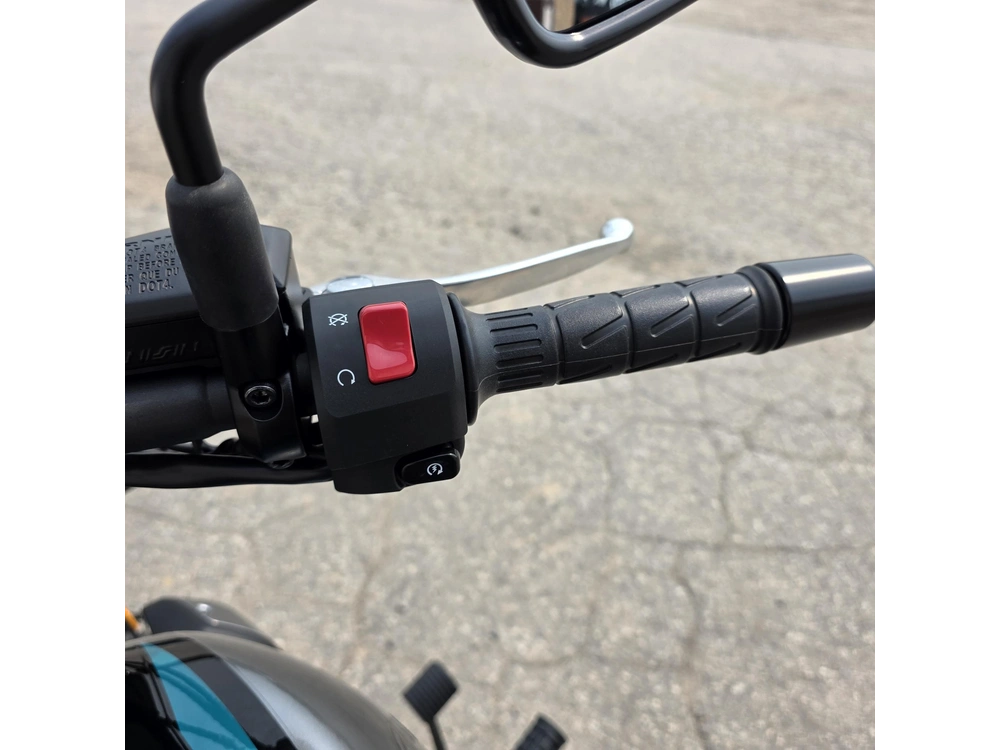 2025 Kawasaki Vulcan S Cafe alt