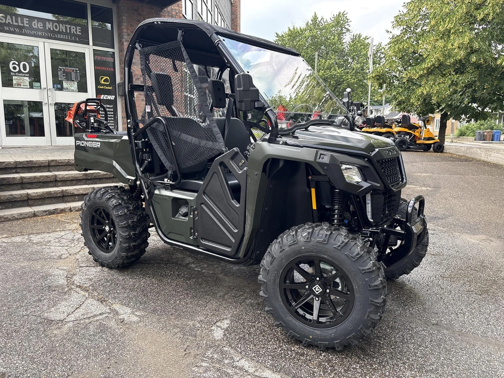 Honda Pioneer 520 2026 alt