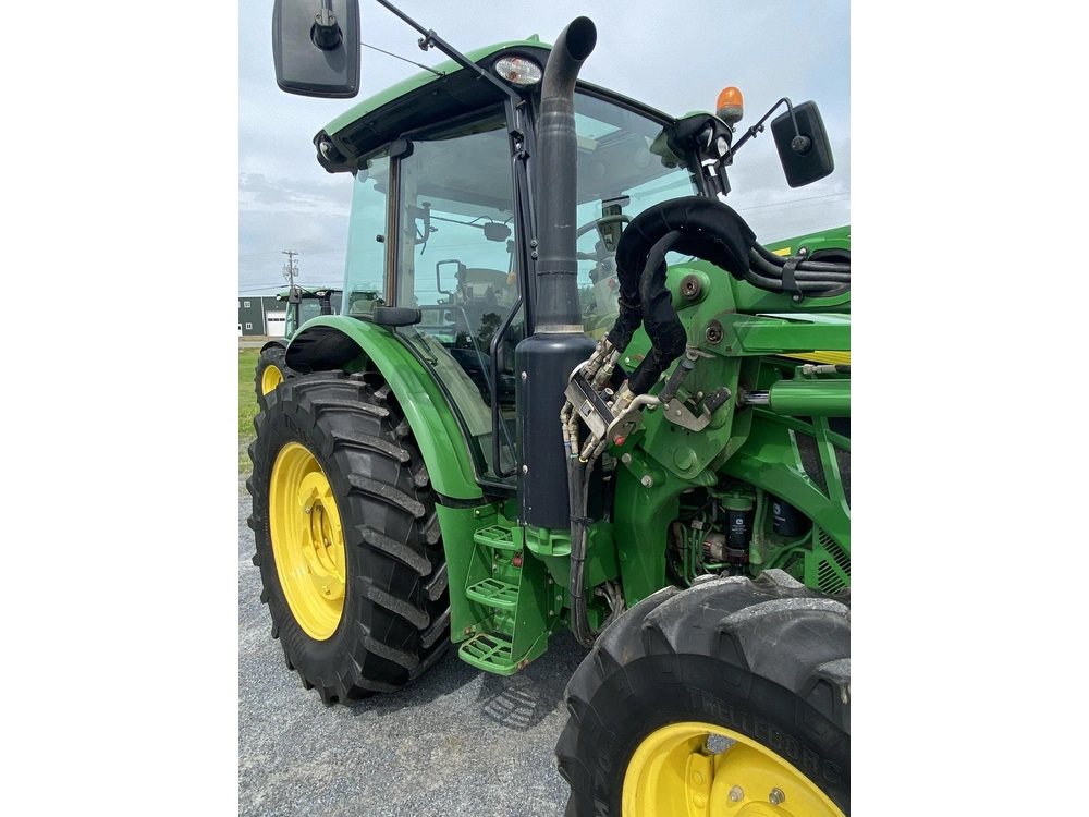 John Deere 5125r 2021 alt