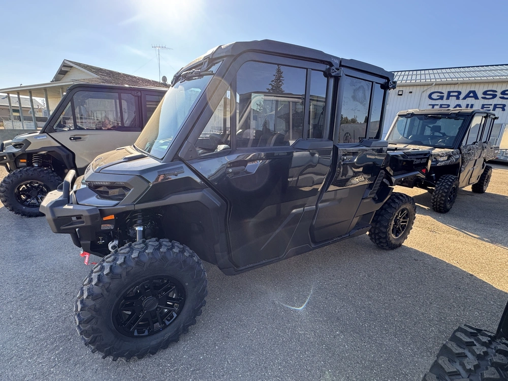 2026 Can-am 6lta Defender Max Texcab 65 Hd11 Bk Hb 26 alt