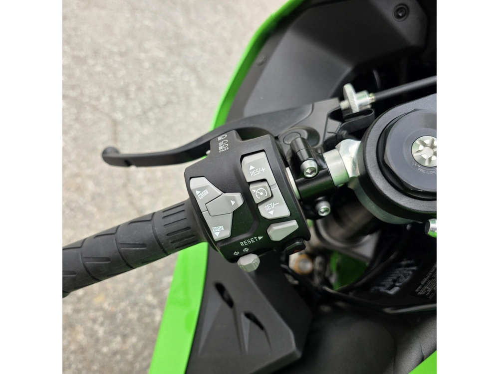 2026 Kawasaki Ninja Zx-10r alt