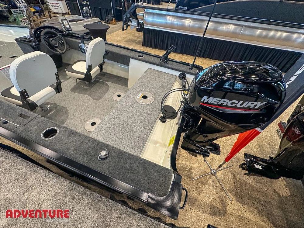 2026 Legend Boats R15 alt
