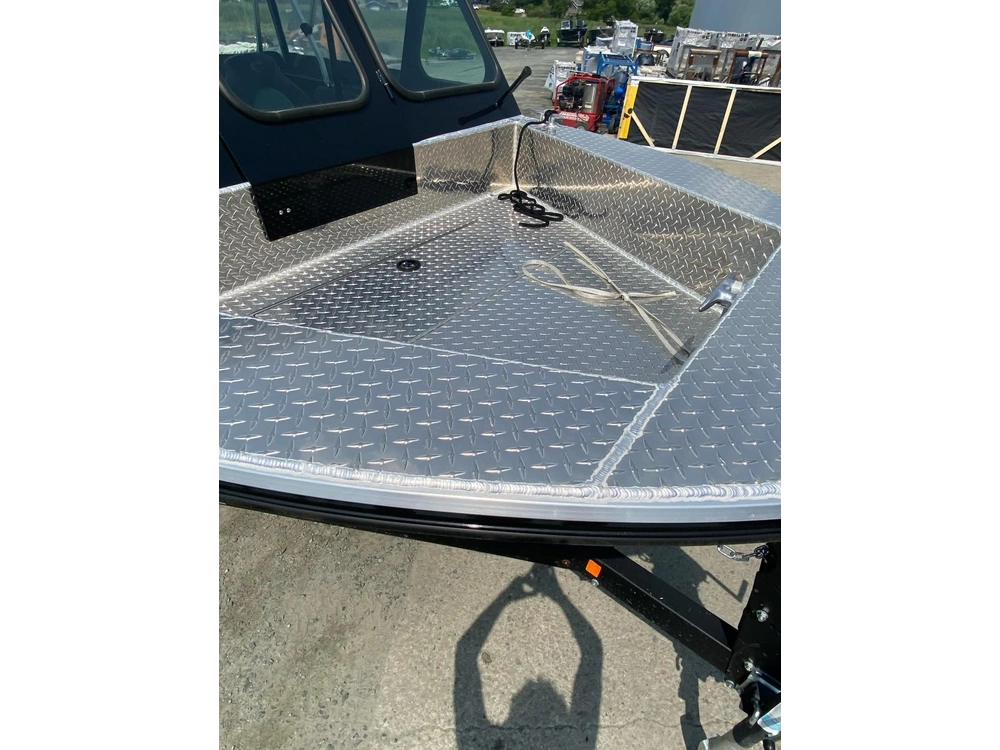2025 Crestliner 2050 Commander Elite alt
