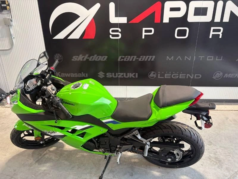 Kawasaki Ninja 300 Abs 2026 alt