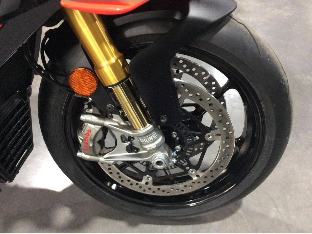 Aprilia Tuono V4 1100 Factory 2026 alt