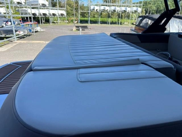 2017 Bayliner Bayliner Vr5 alt