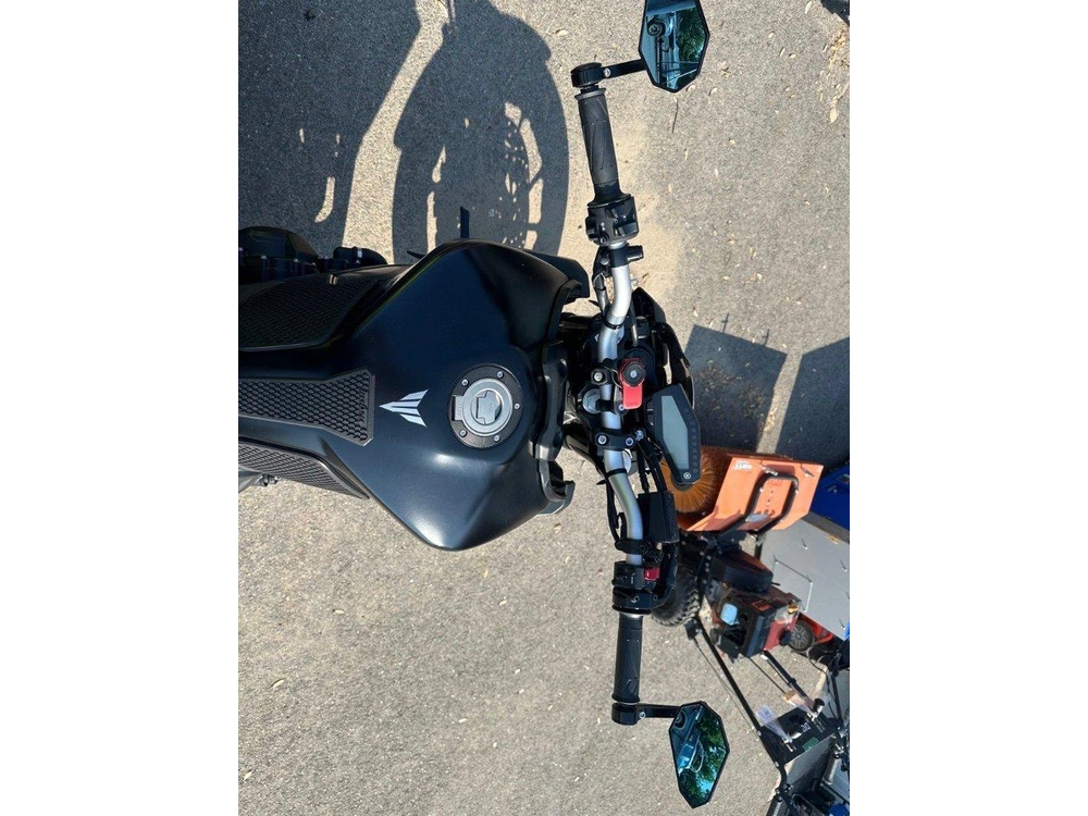 2020 Yamaha Mt-09 alt