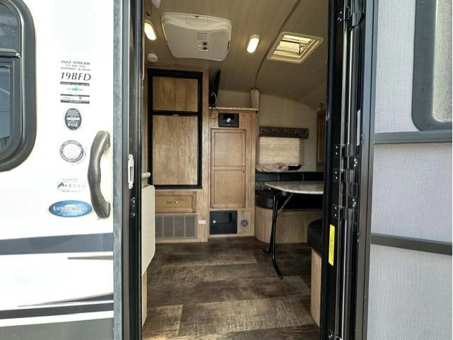 Gulfstream Vista 19rbs 2018 alt