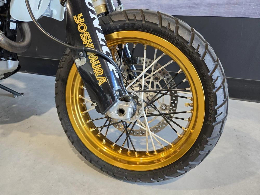 Suzuki Drz 400 2015 alt