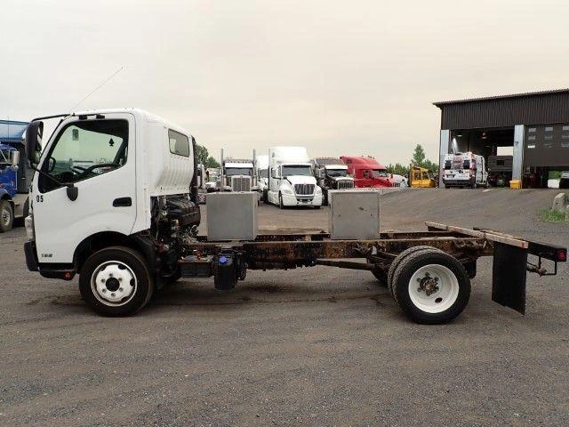 Hino 195 2018