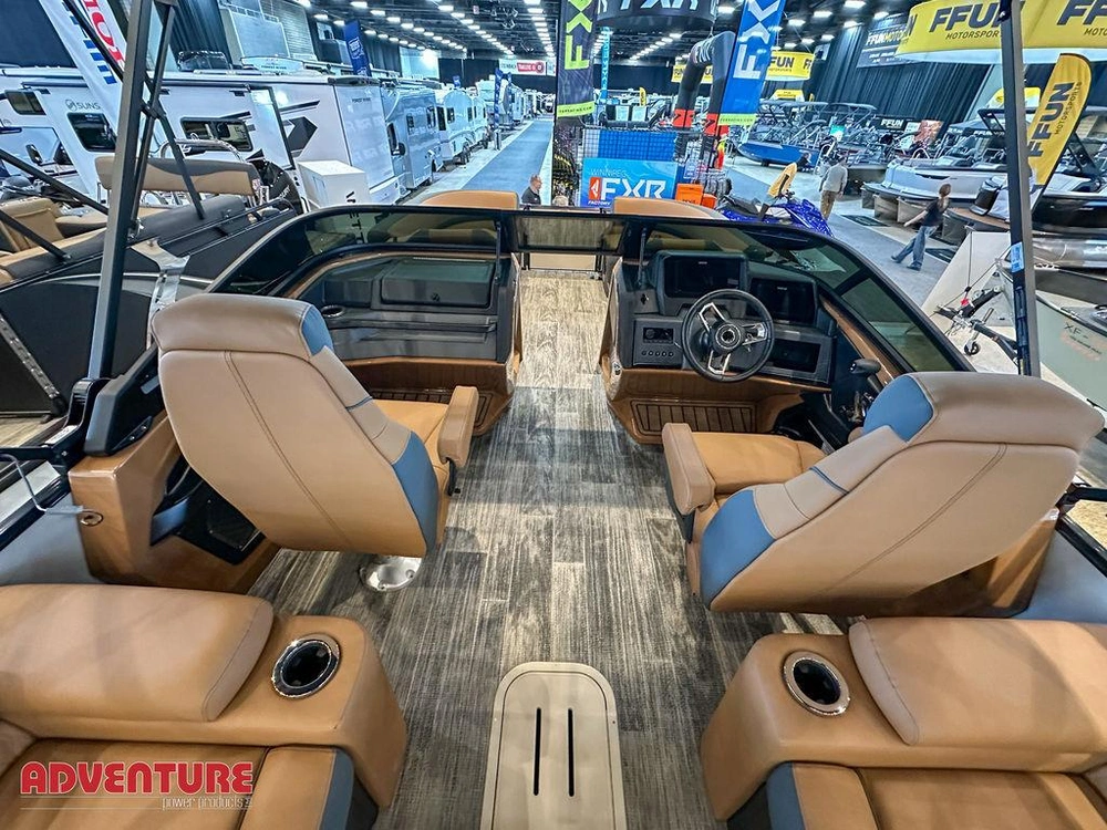 2026 Other Levata 23 Qls Windshield alt