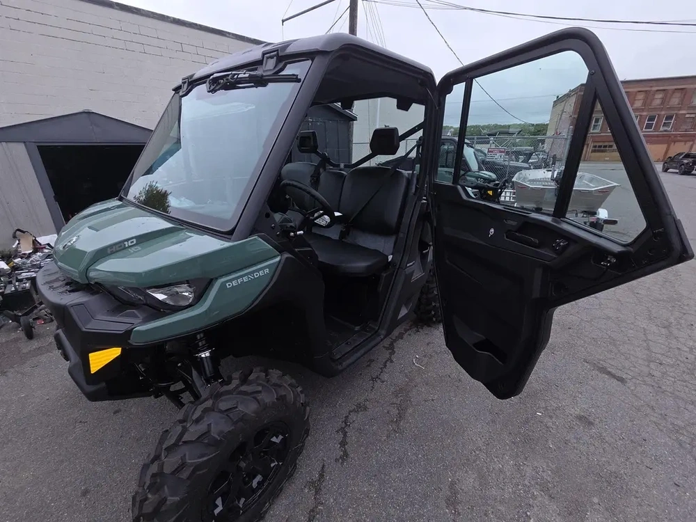 2026 Can-am Defender Dps Cab Hd10