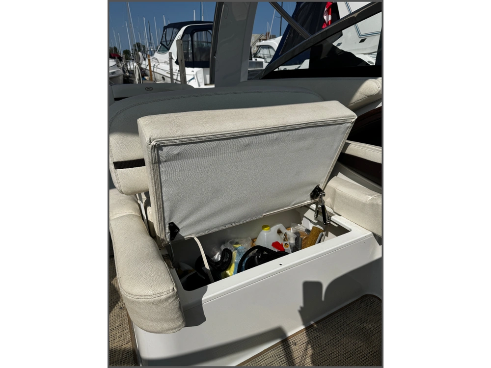 2018 Cobalt Boats R30 alt