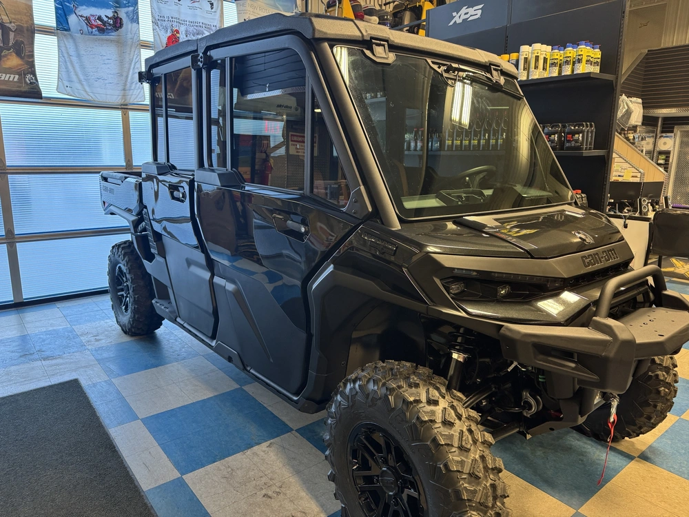 2026 Can-am 6lta Defender Max Texcab 65 Hd11 Bk Hb 26 alt