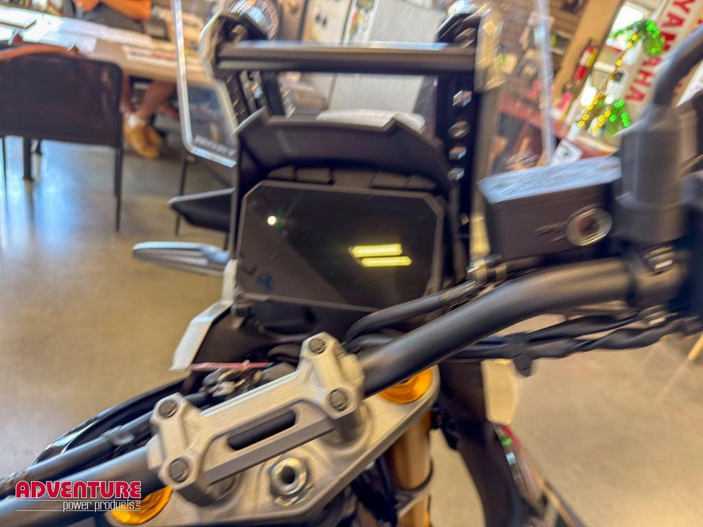 2026 Suzuki V-strom 800de alt