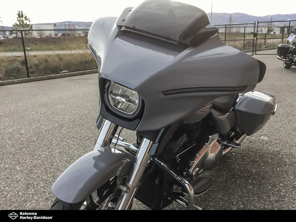 2026 Harley-davidson Flhx - Street Glide® alt